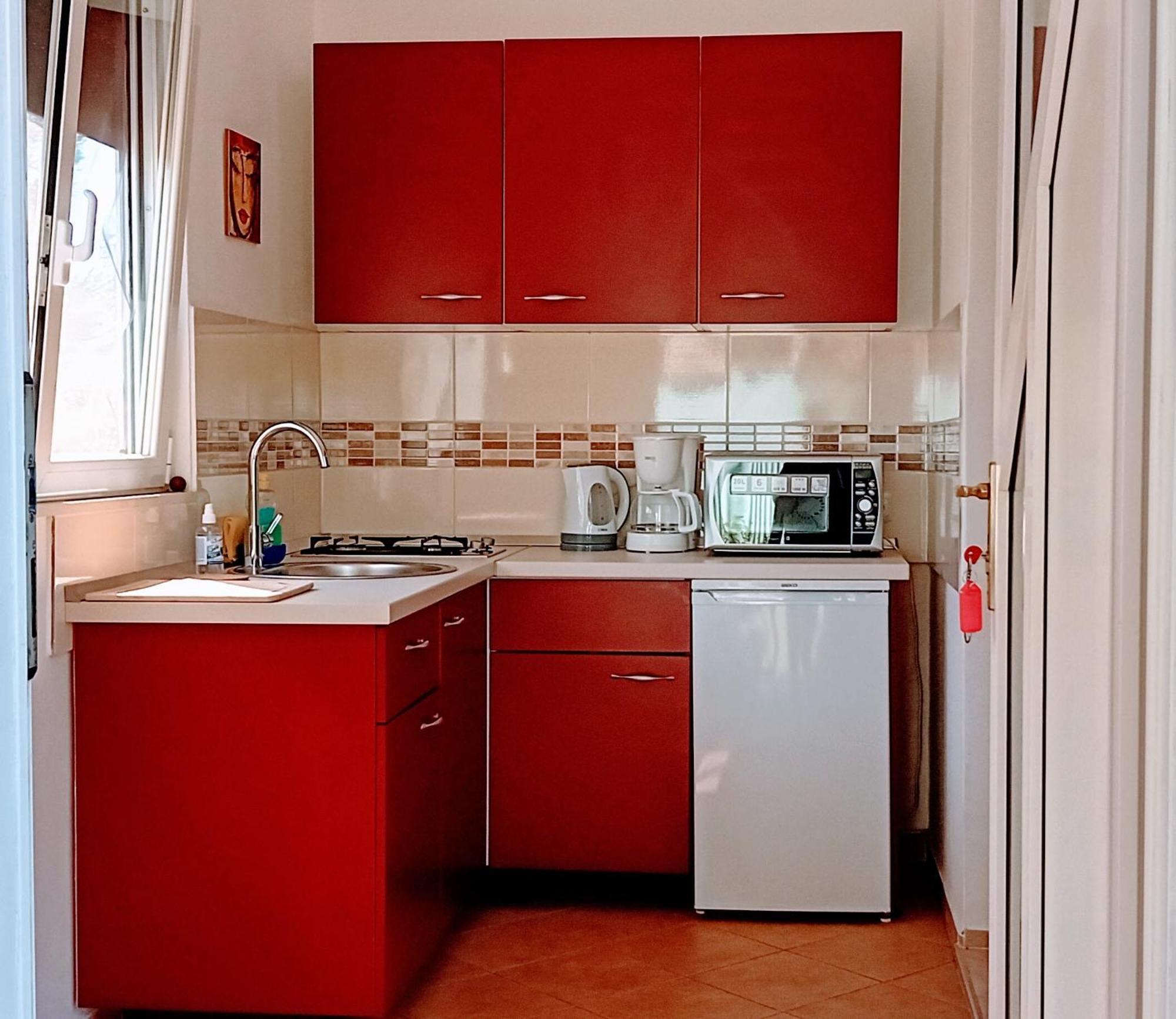 Apartments And Room Markovic โรวินสโก เซโล ภายนอก รูปภาพ