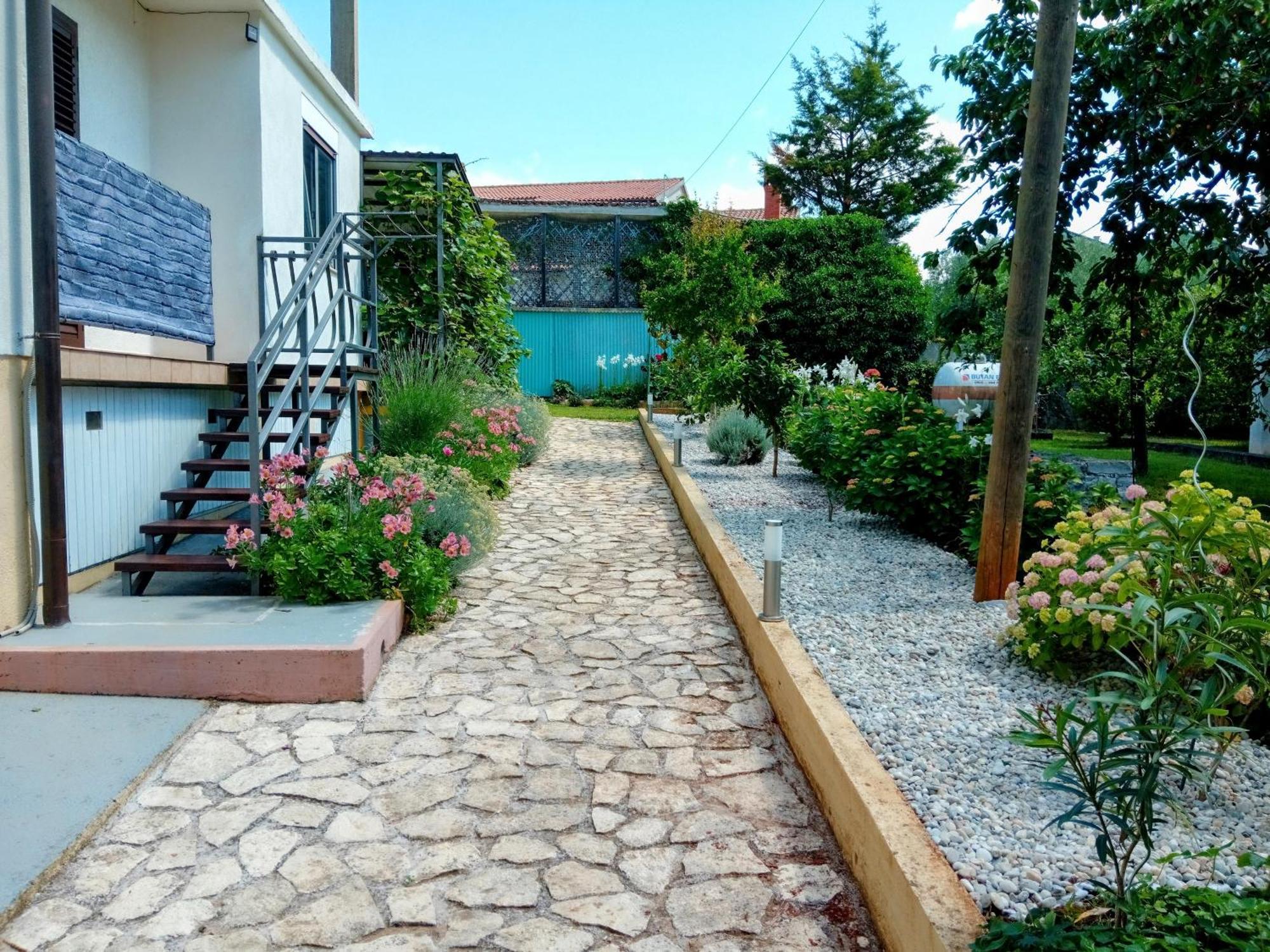 Apartments And Room Markovic โรวินสโก เซโล ภายนอก รูปภาพ